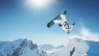 九游娱乐电竞站-综艺与电竞结合：创新内容模式，打造多层次娱乐体验，电竞节目综艺