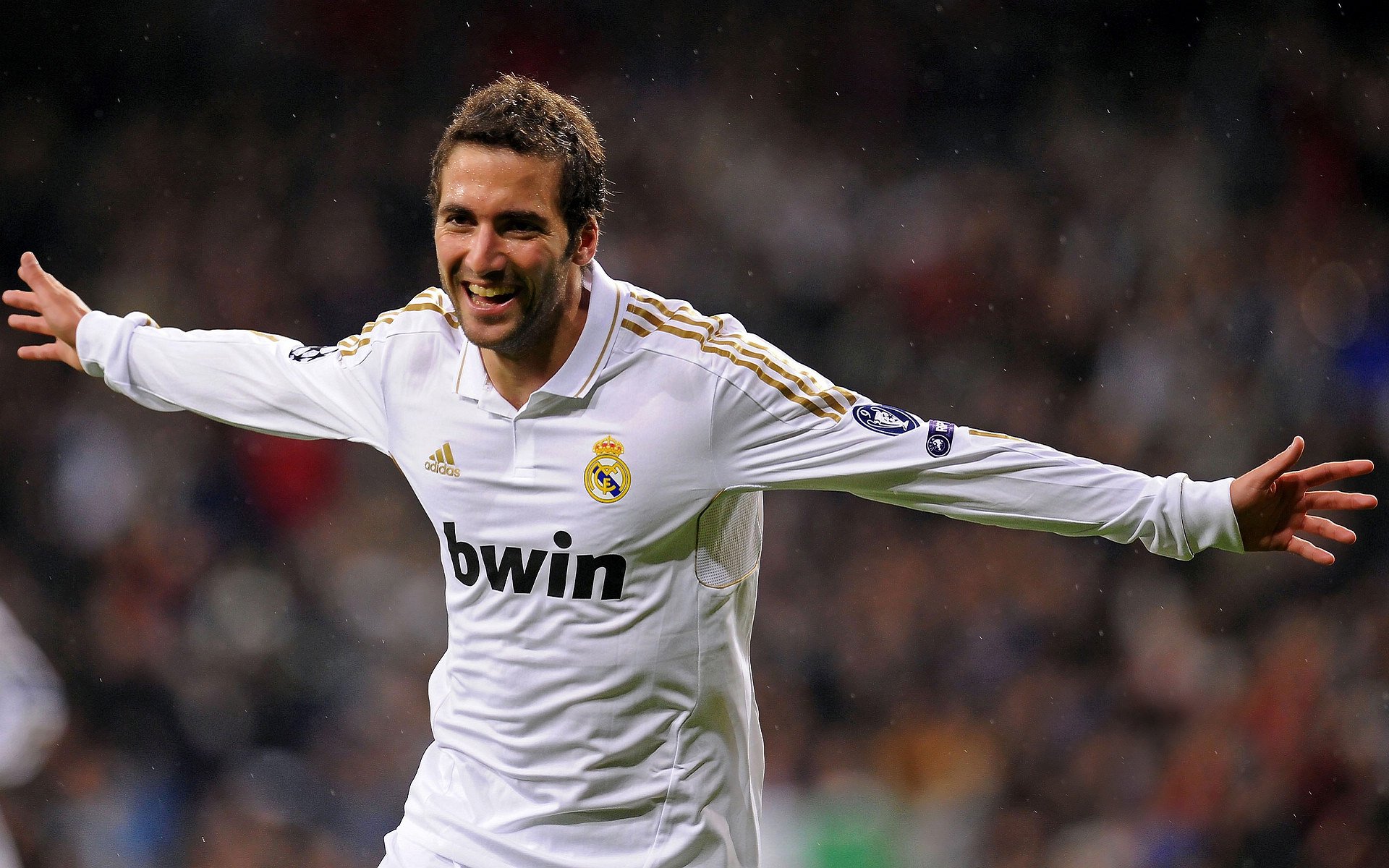 《巴黎人报》:巴西女足在奥运会小组赛中表现出色,巴西女足奥运会冠军